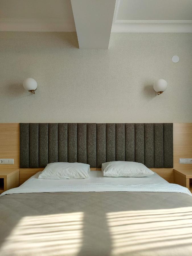 Hotel Citrus ガグラ エクステリア 写真