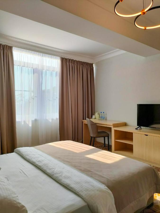 Hotel Citrus ガグラ エクステリア 写真