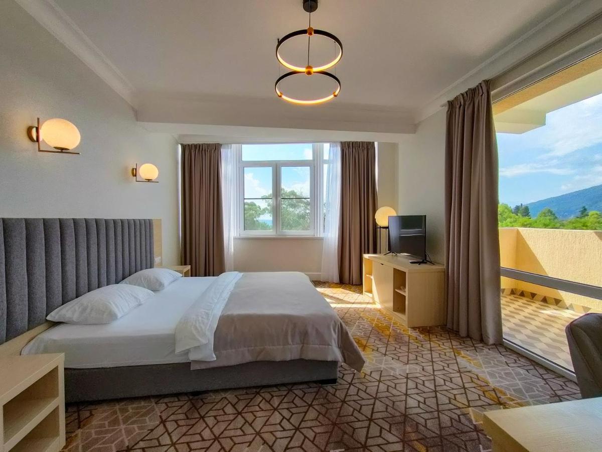 Hotel Citrus ガグラ エクステリア 写真