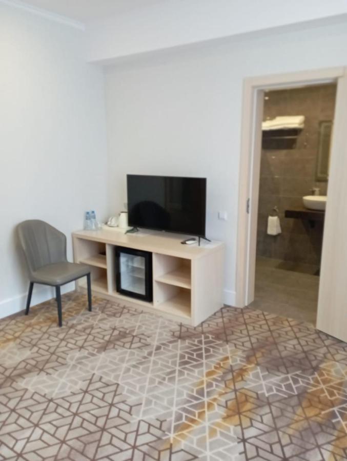 Hotel Citrus ガグラ エクステリア 写真